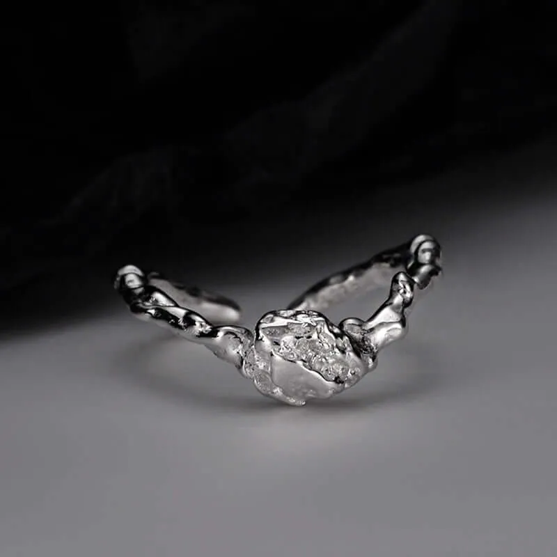 French Clic Style Special-Shaped Rock Texture Band Ring