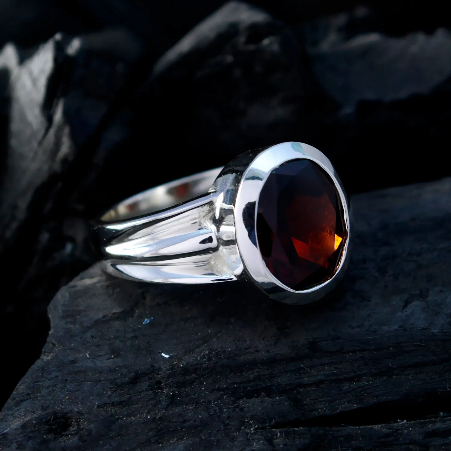 Riyo Captivating Gemstone Garnet Sterling Silver Ring Bella Jewelry